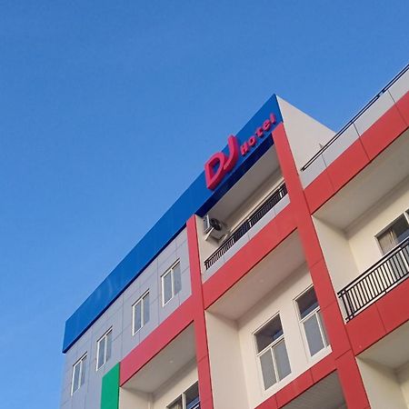 Dj Hotel Raha Exterior foto