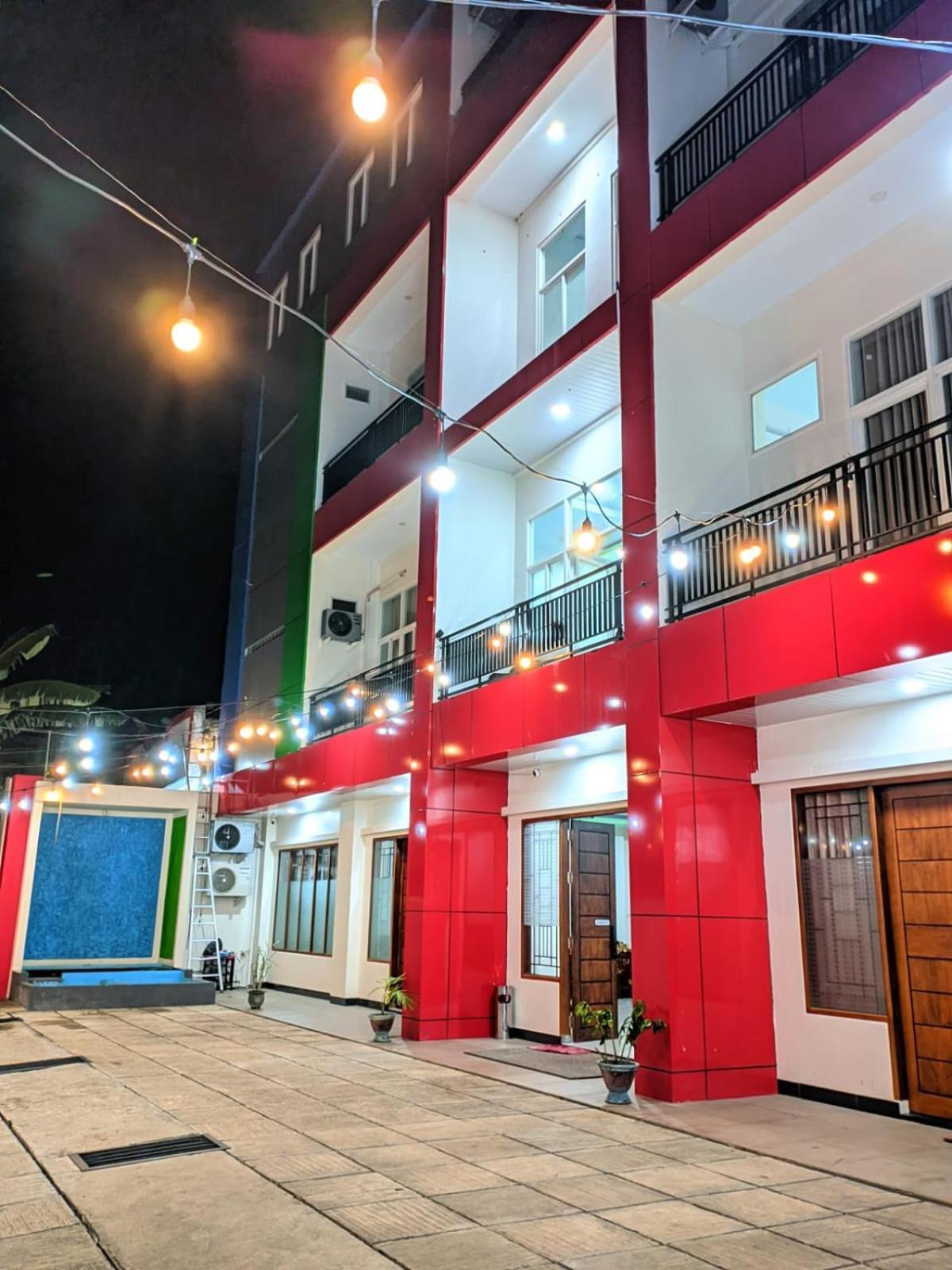 Dj Hotel Raha Exterior foto